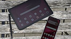 T-Mobile T Phone 3 a T Tablet 2
