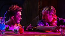 Luká� Duy Anh Tran a Robert Miklu� p�i natá�ení filmu Tony má plán