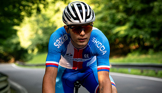 Vychoval Bittnera a dal�í cyklistické hv�zdy. Jaký je jeho recept?