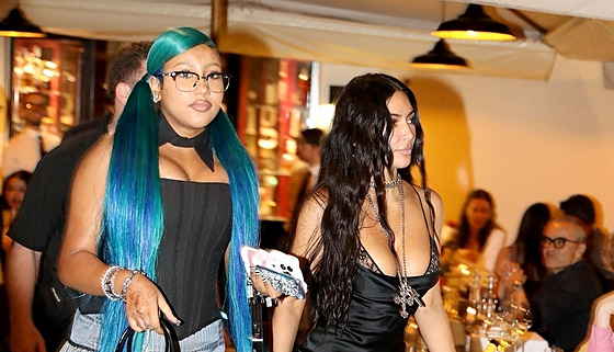 North Westová a její matka Kim Kardashoanová v �ím� (23. srpna 2025)