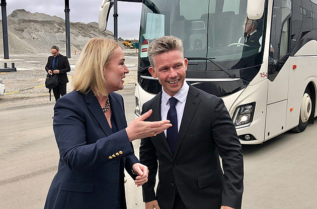První obrněnec CV90 pro českou armádu vyjel z výroby ve Švédsku