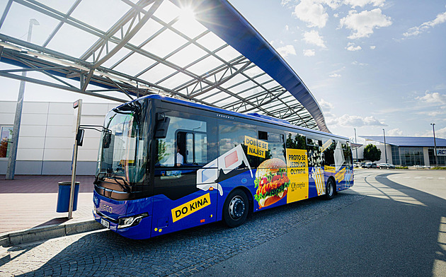 K nákupnímu centru Olympia jezdí ze stedu Brna speciální autobusová linka....