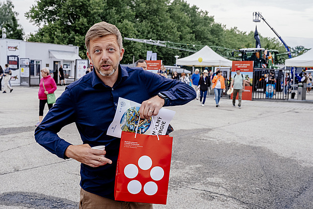 Starostové zahájili kampaň. Opřeli se do Babiše a řekli, že chtějí do čela vlády