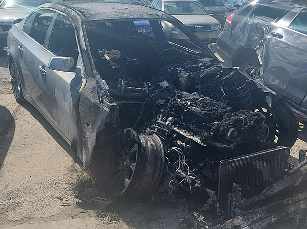 Ohoelé auto v Náchod