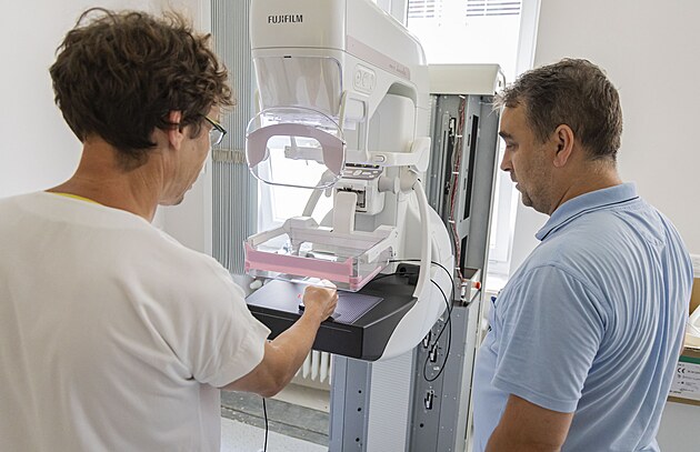 Instalace nového mamografu v Krajské nemocnici Tomáe Bati ve Zlín. (srpen...
