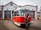 Vtvarnk Martin Pouzar se postaral o speciln vzdobu historick tramvaje T3,...
