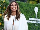 Maria �arapovová se usmívá p�ed uvedením do tenisové Sín� slávy.
