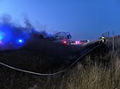 Na dlnici D11 na 102. kilometru ve smru Jarom zasahovali hasii u poru...