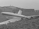 V srpnu 1981 se letitm prohnala vichice. Zniila hangr i veker v nm...