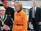 Lady Diana si oblíbila kabelky Dior, p�edev�ím hranatý typ, který se dodnes...