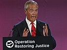 Pedseda britské Reform UK Nigel Farage hovoí bhem tiskové konference v...