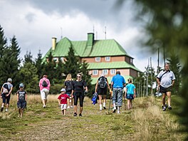 V sobotu 6. zá�í turisté na chat� uspo�ádají výro�ní slavnost a pochod k jejímu...