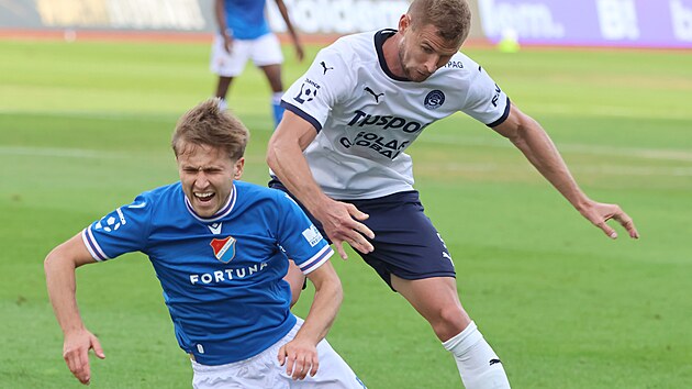 Christian FrýDek Slovácko Fint Rudolf Onepka'ya karşı denedi