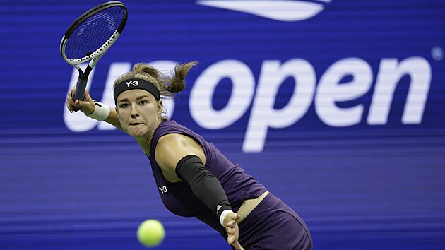 Karol�na Muchov� se nap�ahuje k �deru v prvn�m kole US Open.