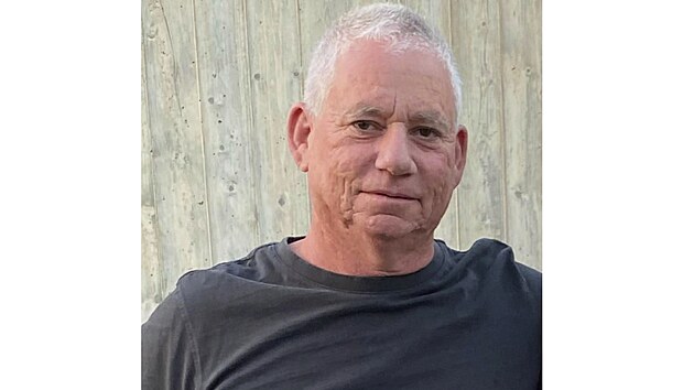 Izraelsk� rukojm� Ilan Weiss, unesen� palestinsk�m teroristick�m hnut�m Ham�s. Izraelsk� arm�da na�la jeho t�lo.  (29. srpna 2025)