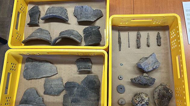 V Muzeu Stednho Pootav pedstavili nlezy z ran stedovkho sdlit v sti astavn.