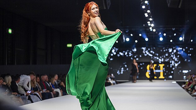 Soust mdnch veletrh Styl a Kabo na brnnskm vstaviti byla pehldka Czech Fashion Week, na n destky modelek a model pedstavily kolekce od ty znmch tuzemskch nvrh. (23. srpna 2025)