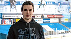 Kanadský hokejový obránce Stuart Percy po dvou letech v eských Budjovicích a...