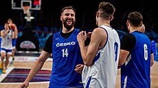 Martin K�í� na tréninku p�ed EuroBasketem.