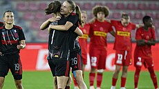 Sparanská radost po postupu do závreného pedkola kvalifikaní fáze Ligy...