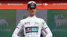 Trikot pro nejlep�ího mladého jezdce na cyklistické Vuelt� po sedmé etap� pat�í...