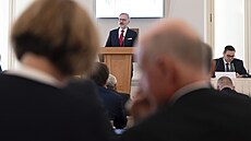 Ministr zahrani�í Jan Lipavský.