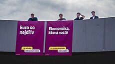 Oficiální zahájení kampan� hnutí Starostové a nezávislí (STAN) p�ed sn�movními...
