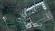 Stanice pro peerpání nafty u ruské obce Najtopovii