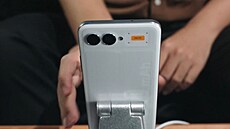 Realme koncept smartphonu s 15 000mAh baterií