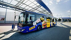 K nákupnímu centru Olympia jezdí ze st�edu Brna speciální autobusová linka....
