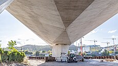 Instalace um�leckých d�l do okolí za�ala v srpnu 2025.