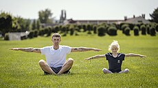 Jóga ve Velké Chuchli