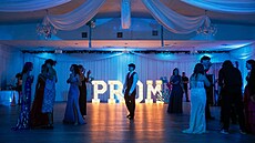 Studenti st�ední �koly Victory High School ve m�st� Largo se baví b�hem...