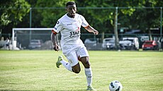 Franck Idumbo, nová posila fotbalového Ústí, v dresu OH Leuven.