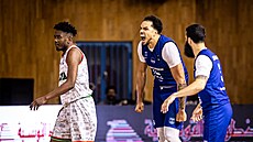 Marcus Santos-Silva (uprosted) jako hrá Kapverd