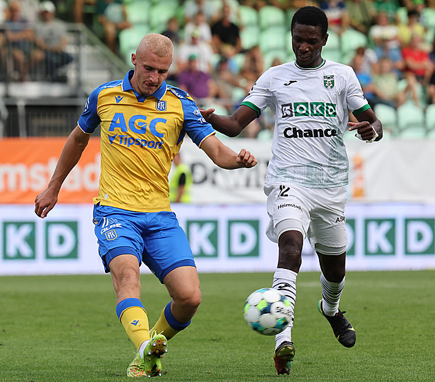 ONLINE: Teplice - Karviná, hosté se chtějí udržet v nejlepší šestce