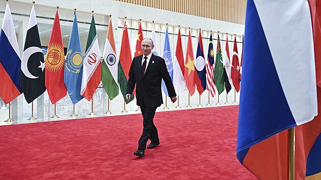 Rusk� prezident Vladimir Putin na summitu �anghajsk� organizace pro spolupr�ci (SCO) v ��nsk�m Tchien-�inu (31. srpna 2025)