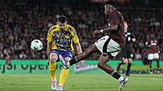 Spar�anský k�ídelník John Mercado se sna�í prosadit p�es Mariána Pi�oju ze...