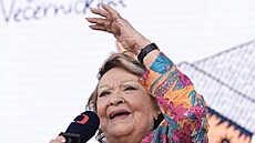 Ji�ina Bohdalová na p�ebírání ocen�ní Ve�erní�k�v �ád. (30. srpna 2025)
