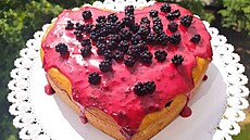 Cuketov buchta s citrnovo-ostruinovou polevou podle Zuzany Kolov