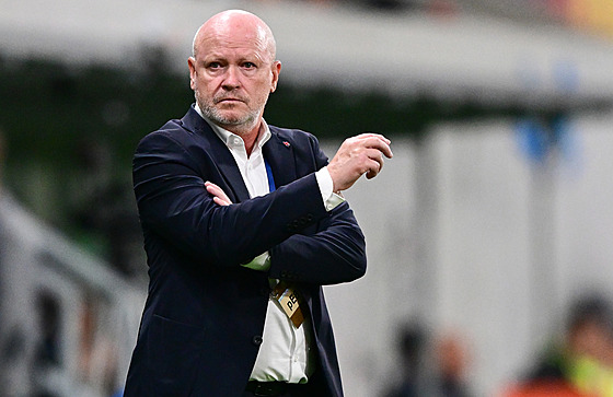 Ivan Haek sleduje pátelské utkání proti Saúdské Arábii.