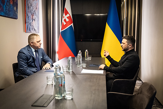Slovenský premiér Robert Fico se v Uhorodu setkal s ukrajinským prezidentem...