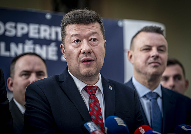 „Řekni, že je to svině.“ Politiky typu Okamury hlídejme, ale nejednejme s nimi jako s puberťáky