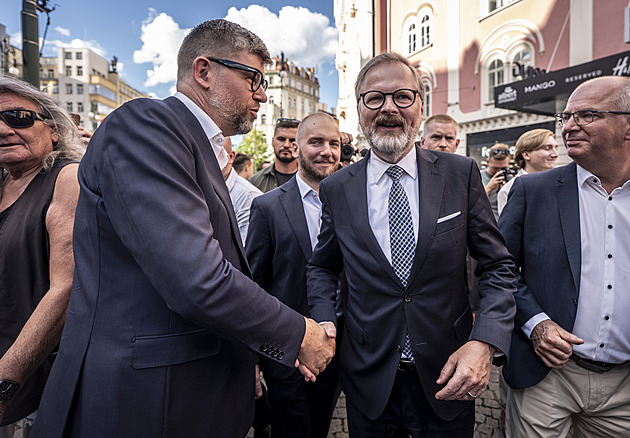 Volební masochismus. Proč hodní kluci většinou nemají sex a slušní politici mandáty