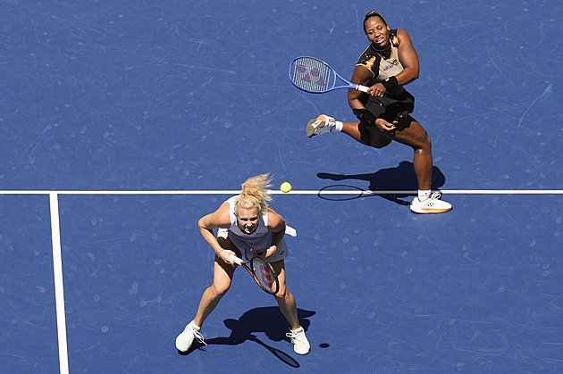US Open ONLINE: Dosáhne Siniaková na další titul? Ve finále ženské čtyřhry ztrácí