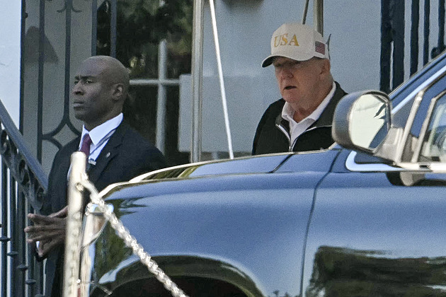Přece to psali na sítích! Proč si internet dva dny myslel, že Trump zemřel