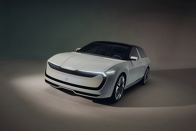 Škoda představuje elektrickou Octavii. Než dorazí, ještě to potrvá