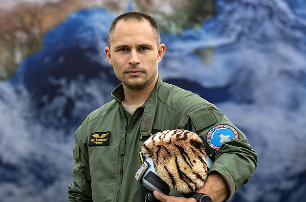 Stíhací pilot Ale Svoboda se pipravuje na let do kosmu pod kídly Evropské...