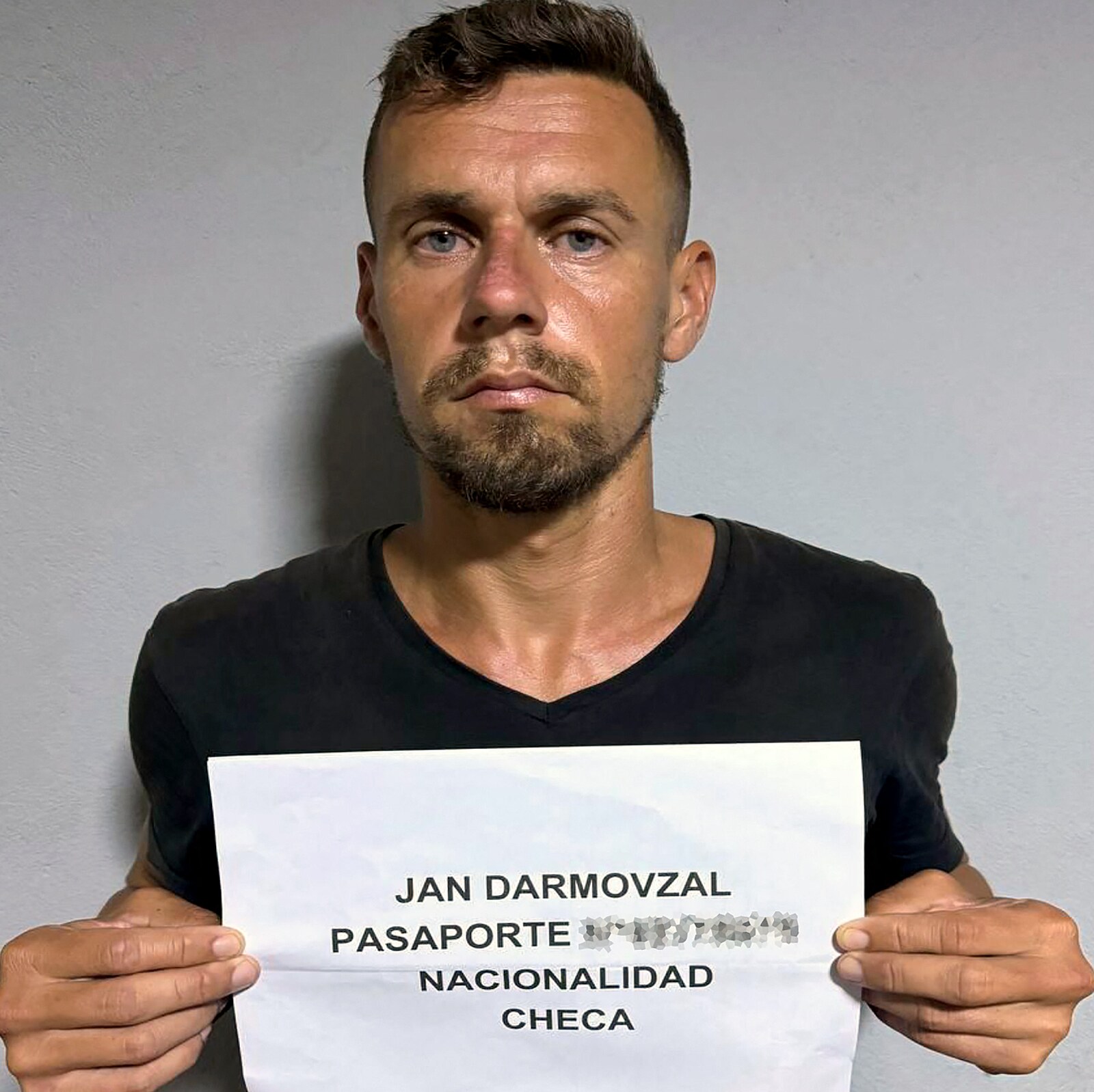 Venezuela propustila Čecha viněného z intrik proti Madurovi. Letí pro něj speciál