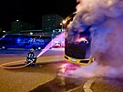V praskch Holeovicch krtce po plnoci hoel dlkov autobus. (3. z 2025)